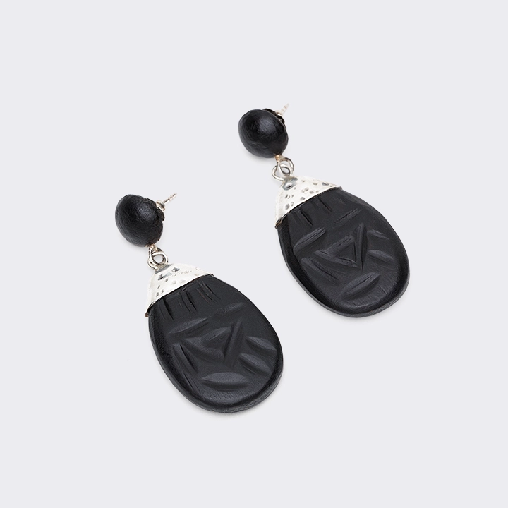 Phailin Earrings handcrafted Jewelry for women, detail