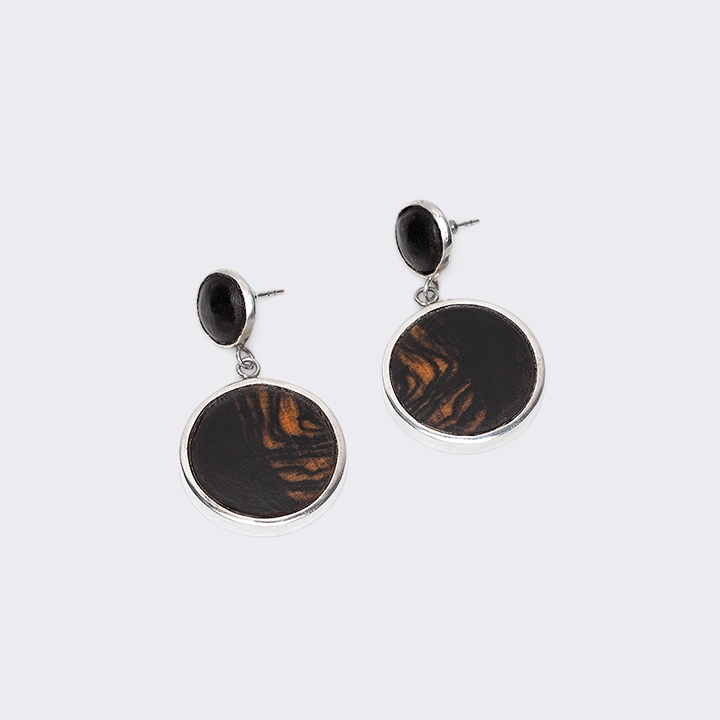 Sang handcrafted Jewelry for women, detail