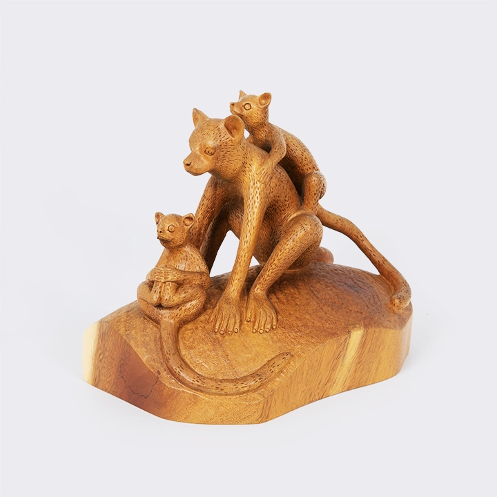 Lemurs Havana handcrafted Animal Sculptures, detail