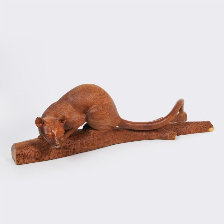 Fossa Watching handcrafted Animal Sculptures, detail