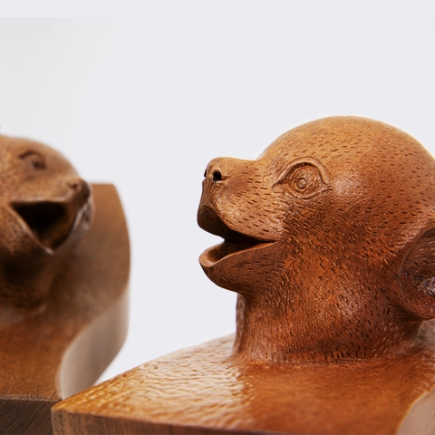 Maki Heads handcrafted Animal Sculptures, detail
