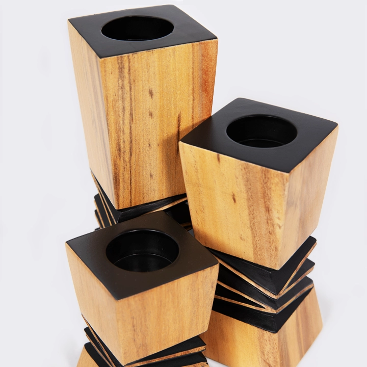 Tsara handcrafted Candle Holders, detail