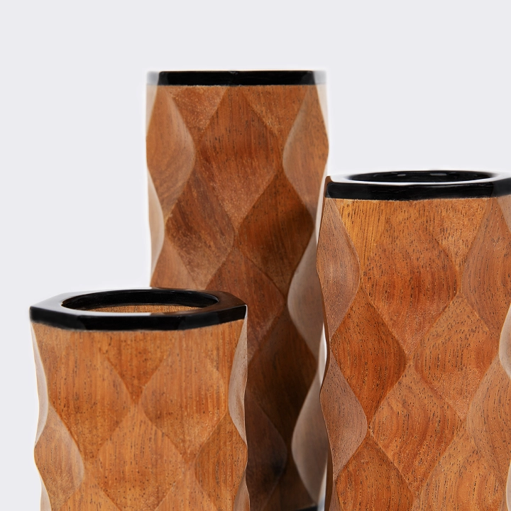 Lumina - Set of 3 handcrafted Candle Holders, detail