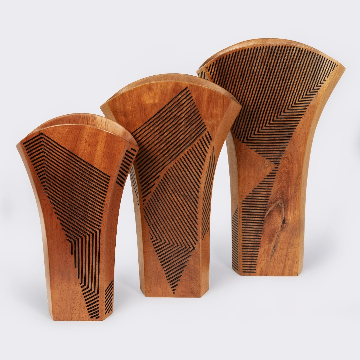 Meva vases handcrafted Vases, detail