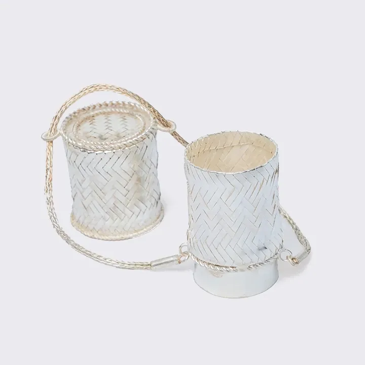 Somboun handcrafted Boxes & Jars, detail
