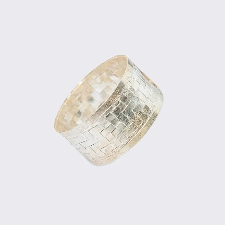Seng handcrafted Napkin Rings, detail