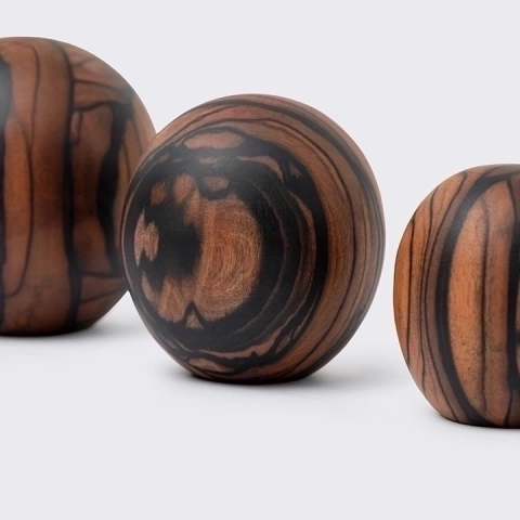 Nora handcrafted Paperweights & Stands, detail