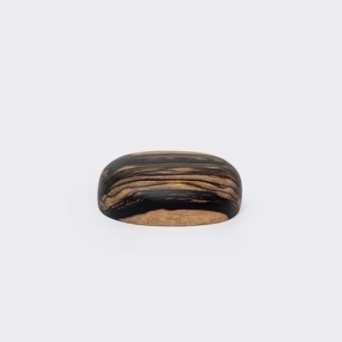 Studio shot of the object.Studio shot of the paperweight