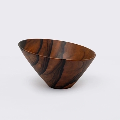 Bella Donna handcrafted Bowls, studio view