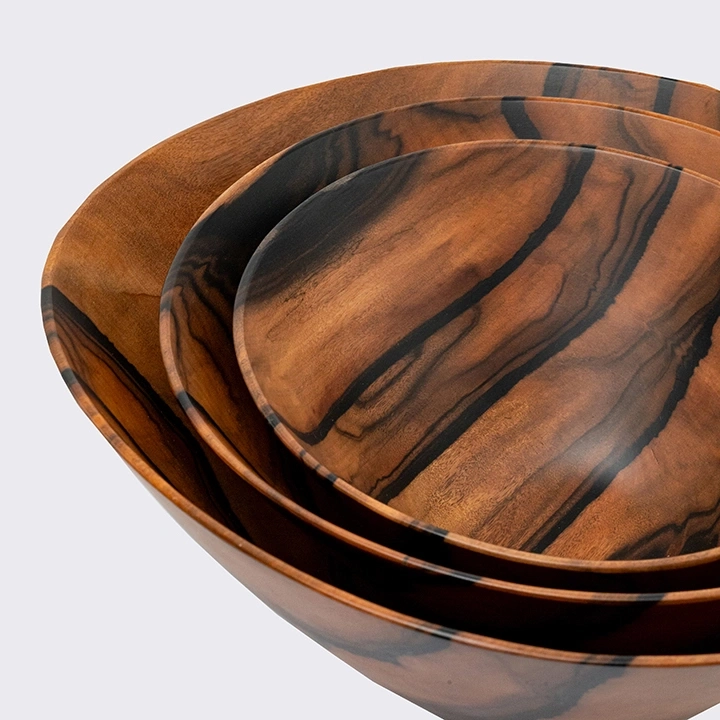 Bella Donna handcrafted Bowls, detail