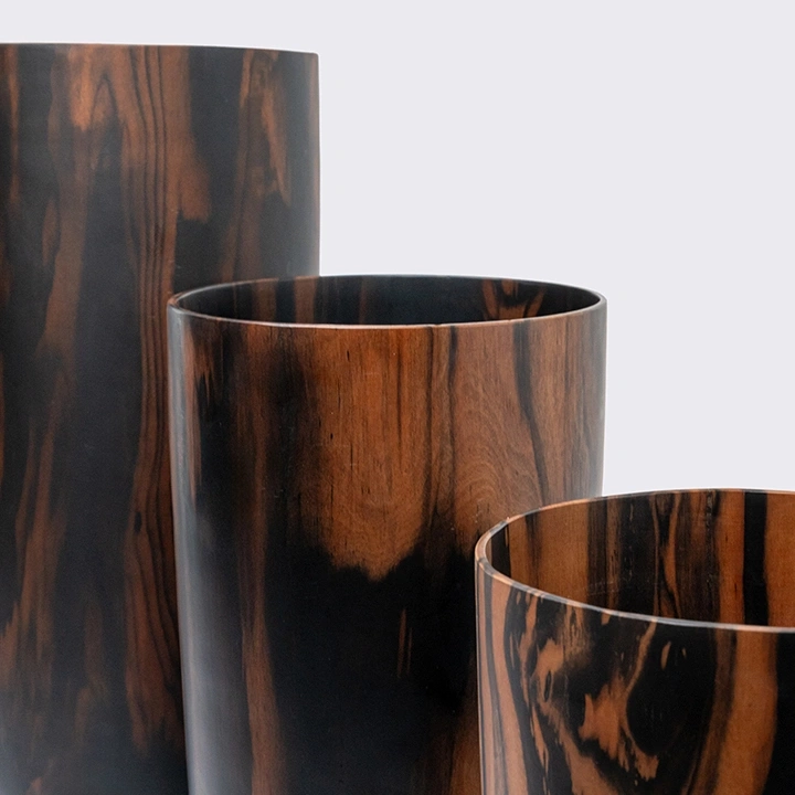 Bonita handcrafted Vases, detail