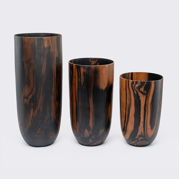 Bonita handcrafted Vases, detail