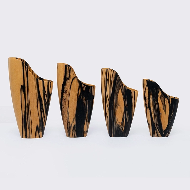 Calista handcrafted Vases, detail