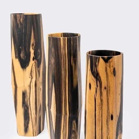 Frangipani handcrafted Vases, detail
