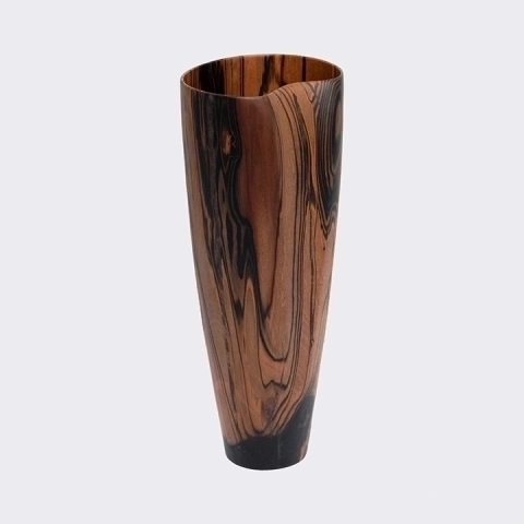 Layla handcrafted Vases, studio view