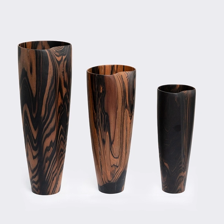 Layla handcrafted Vases, detail