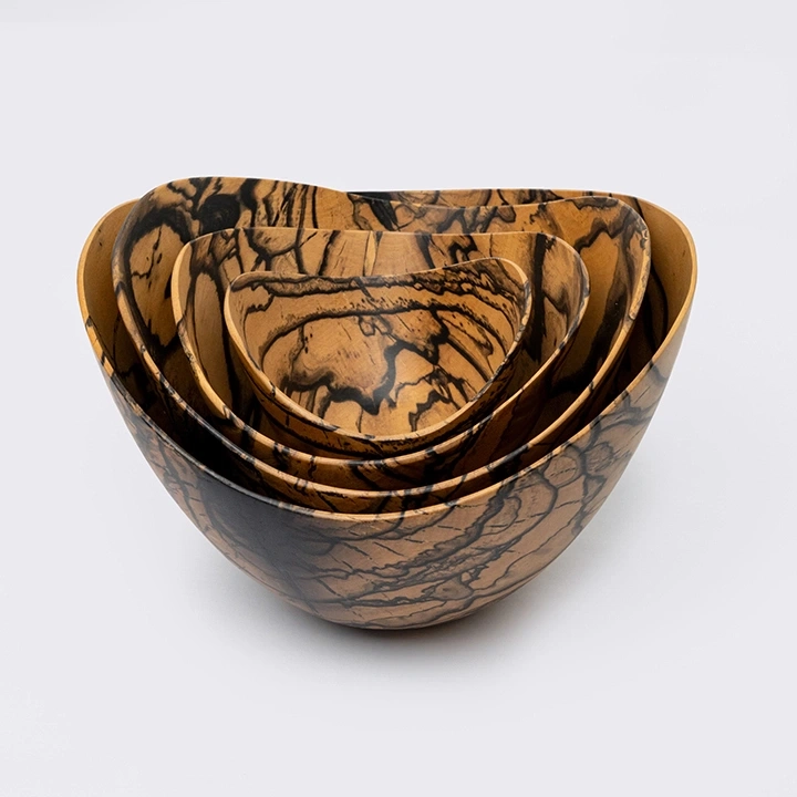 Lilac handcrafted Bowls, detail