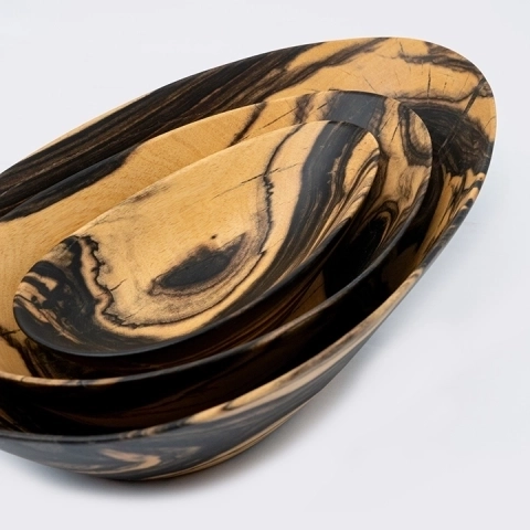 Gloria handcrafted Bowls, detail