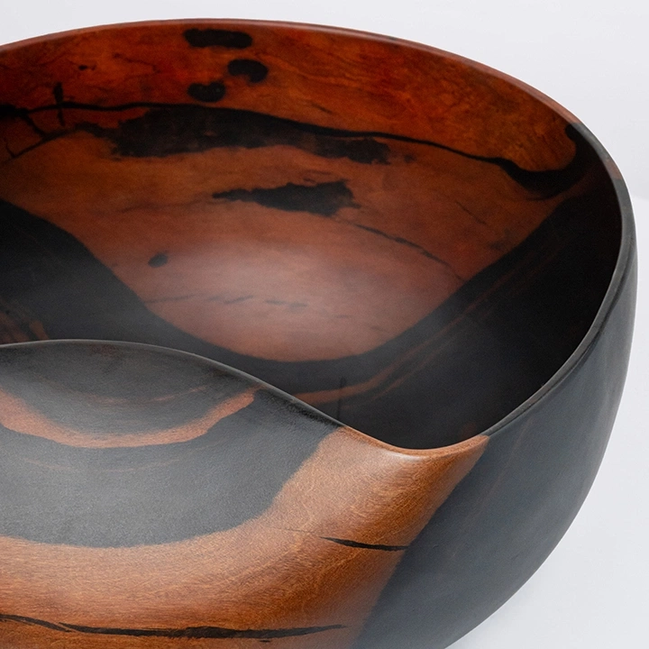 Melted Sun handcrafted Bowls, detail