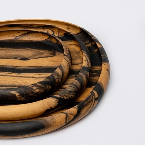 Pino handcrafted Platters & plates, detail