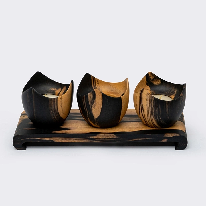 Tulips set with rounded stand handcrafted Candle Holders, detail