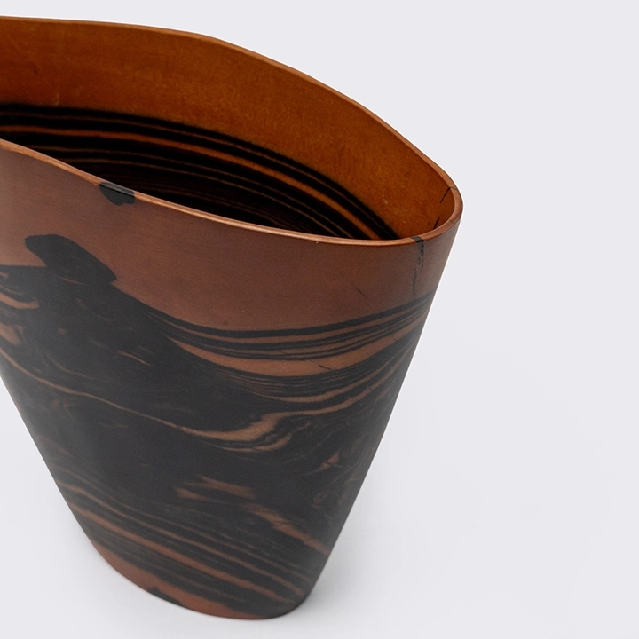 Hayley handcrafted Vases, detail