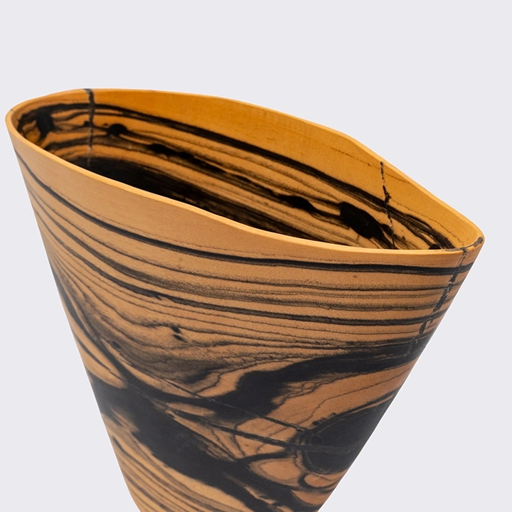 Hayley handcrafted Vases, detail