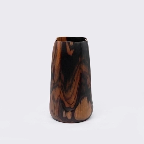 Amara handcrafted Vases, studio view