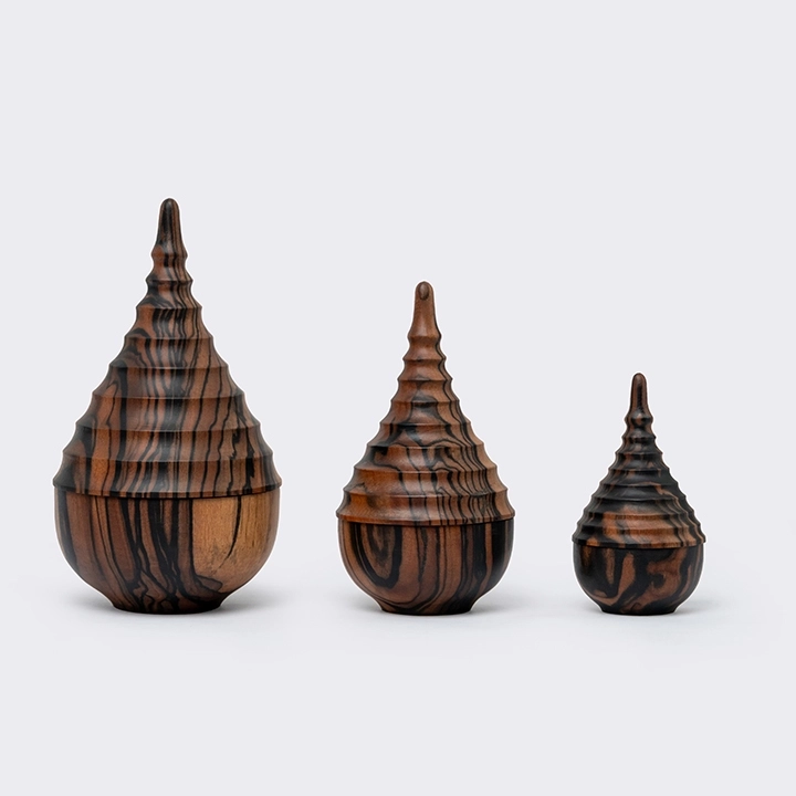 Conica handcrafted Boxes & Jars, detail