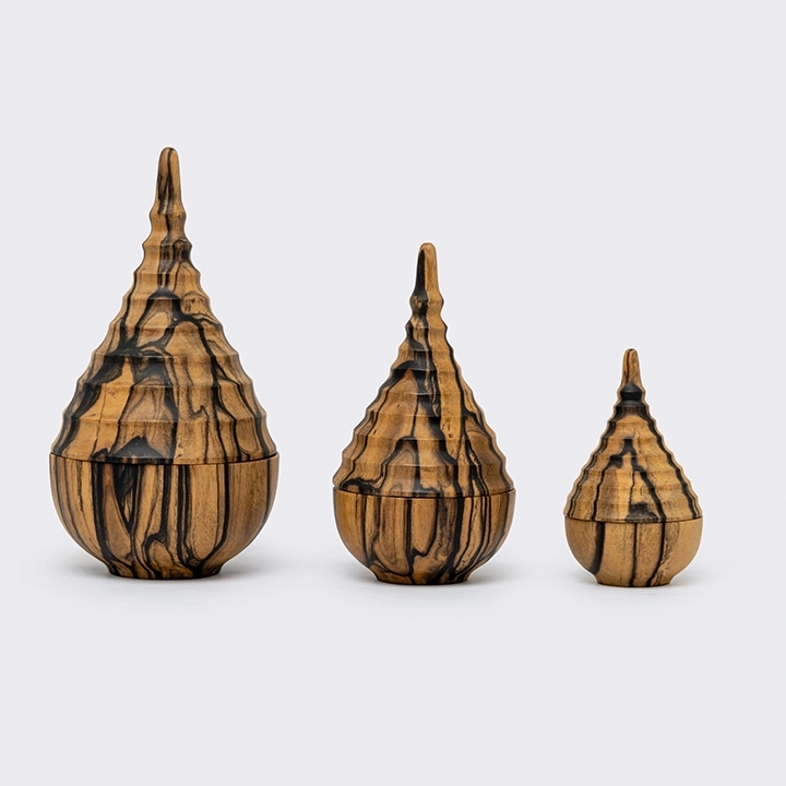 Conica handcrafted Boxes & Jars, detail