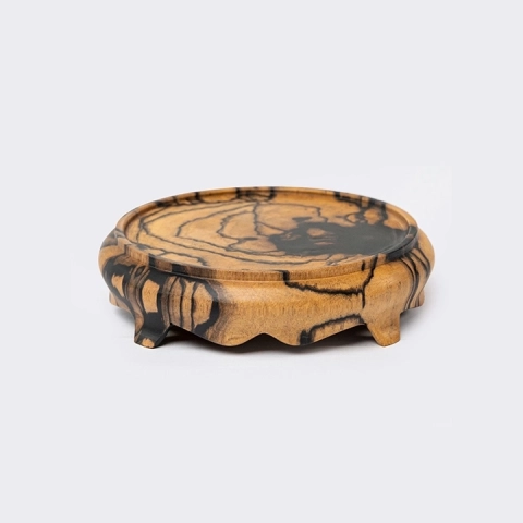 Studio picture of the round stand for Buddha 1pc 