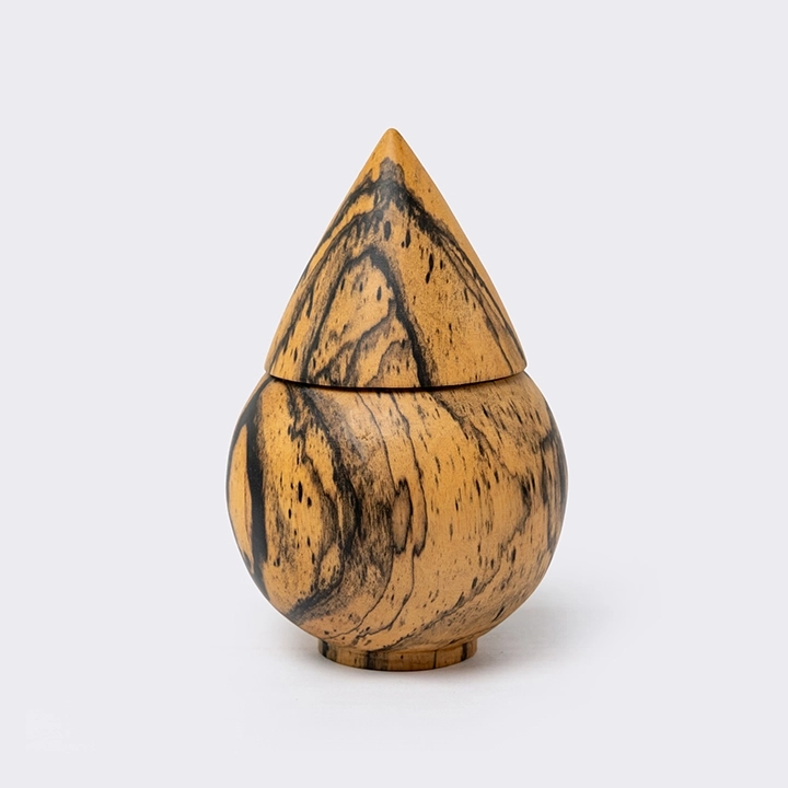 Peak handcrafted Boxes & Jars, detail