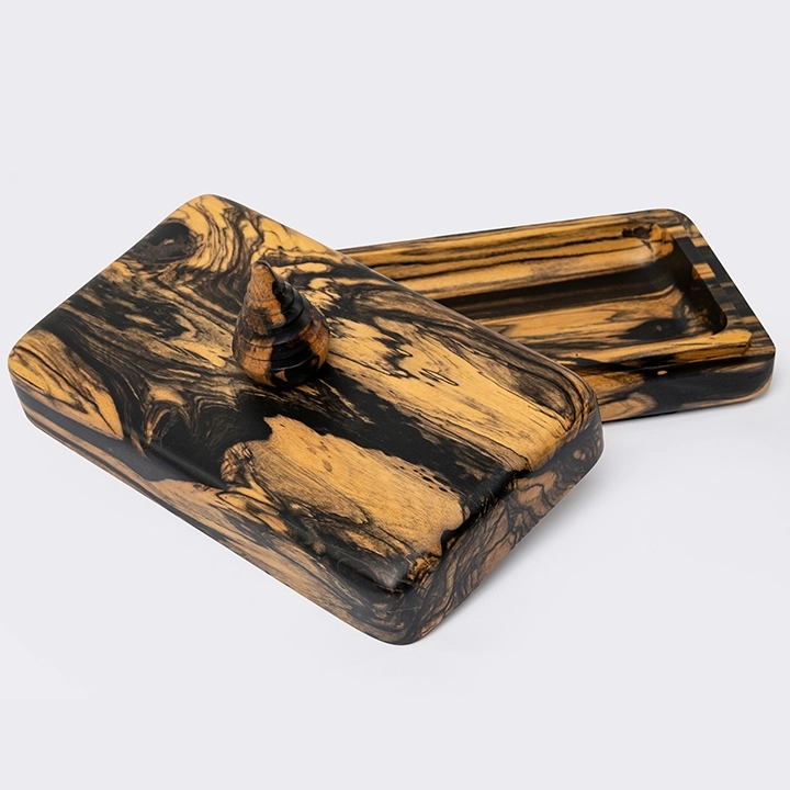 Taka handcrafted Boxes & Jars, detail