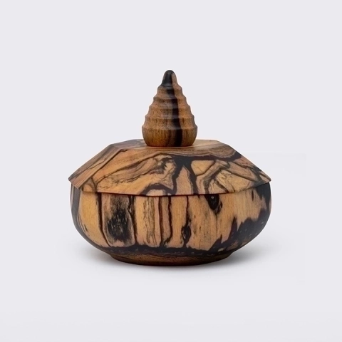 Xieng Thong handcrafted Boxes & Jars, studio view