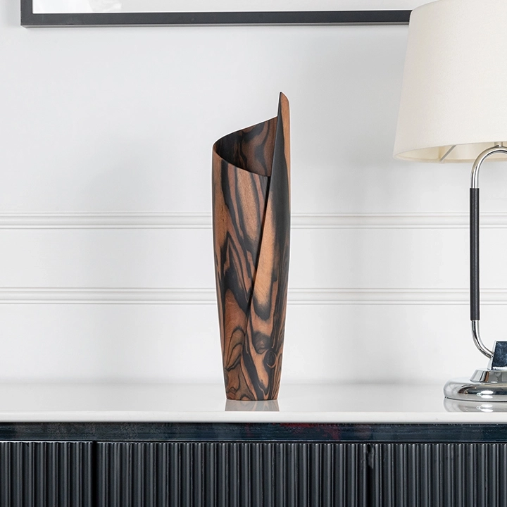 Bouquet handcrafted Vases, styled in an interior