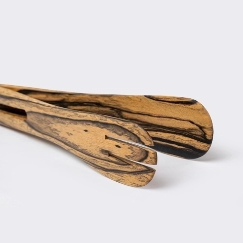 Say handcrafted Chopsticks, Spoons & Salad Servers, detail