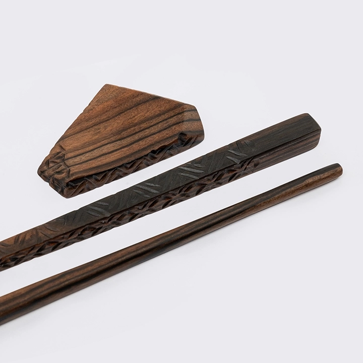 Vao handcrafted Chopsticks, Spoons & Salad Servers, detail