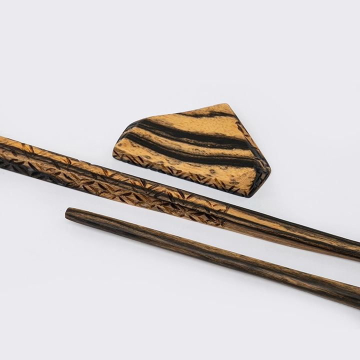 Vao handcrafted Chopsticks, Spoons & Salad Servers, detail