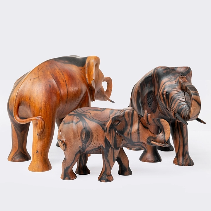 Tusker handcrafted Animal Sculptures, detail