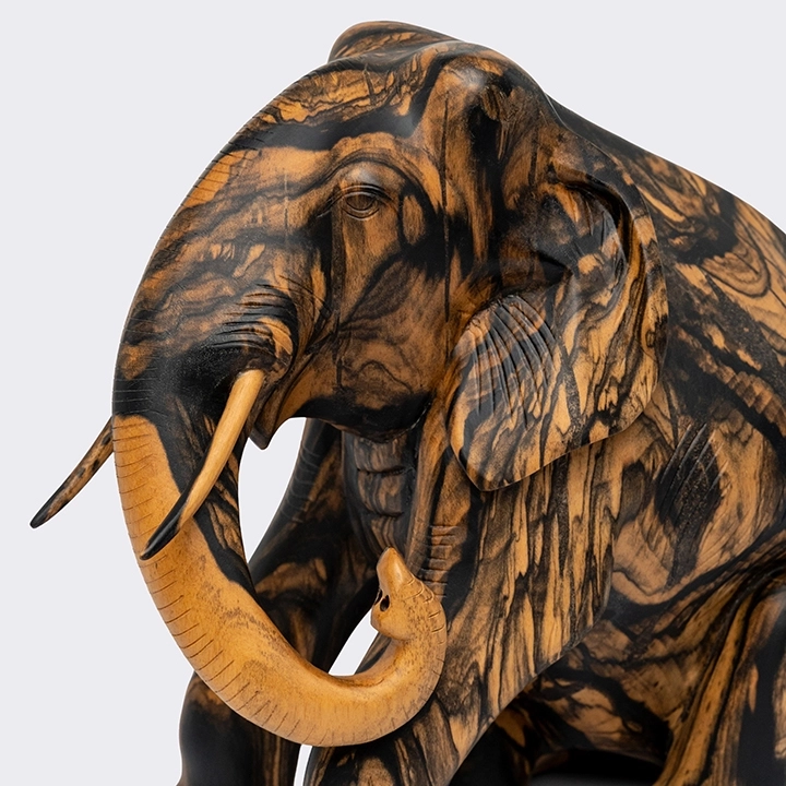 Fluffy handcrafted Animal Sculptures, detail