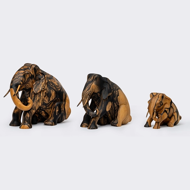 Fluffy handcrafted Animal Sculptures, detail