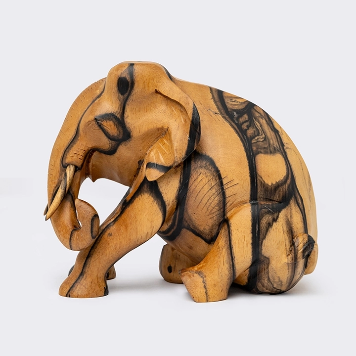 Fluffy handcrafted Animal Sculptures, detail