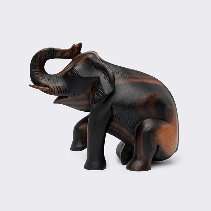 Glee handcrafted Animal Sculptures, detail