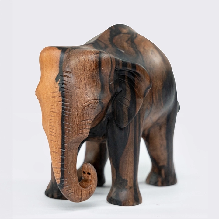 Kola handcrafted Animal Sculptures, detail