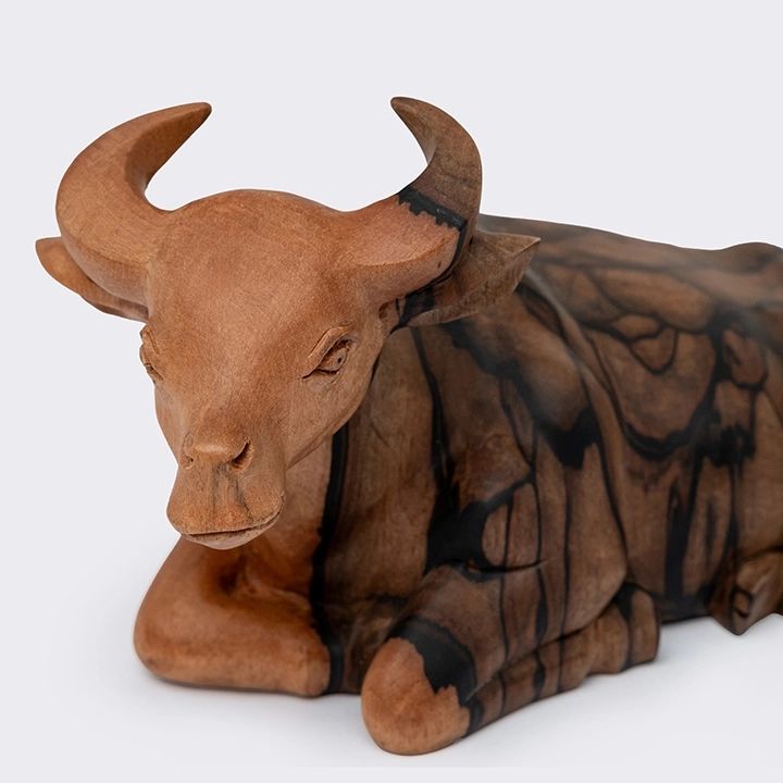 Khouy Non handcrafted Animal Sculptures, detail
