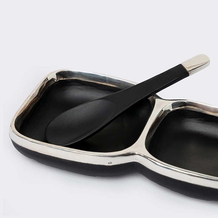 Sara handcrafted Condiment trays & trays, detail