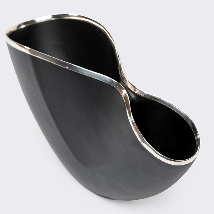 Liliana handcrafted Bowls, detail
