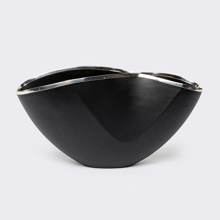 Liliana handcrafted Bowls, detail
