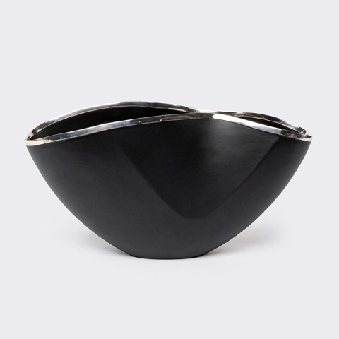 Liliana handcrafted Bowls, studio view