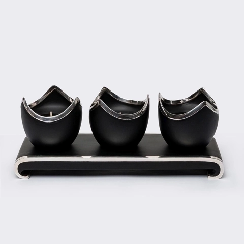 Tulips Set with rounded Stand handcrafted Candle Holders, studio view